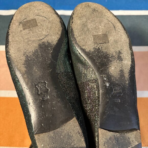 Tory Burch Cailyn Holographic Green Beetle Smoking Slipper Loafers Metallic - 8M - Picture 5 of 6